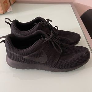 Nike Roshe Mens - Black